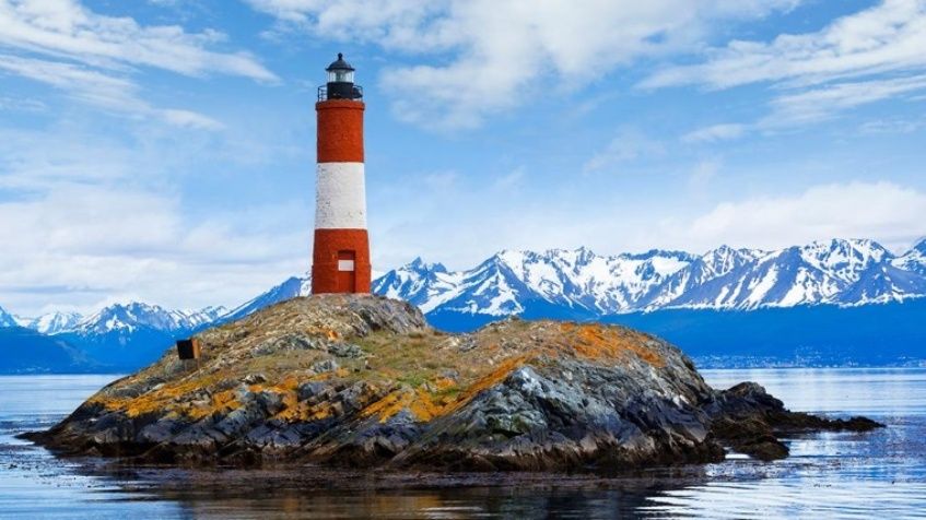 La expedición de un hombre para volver a encender la luz del “Faro del Fin del Mundo”