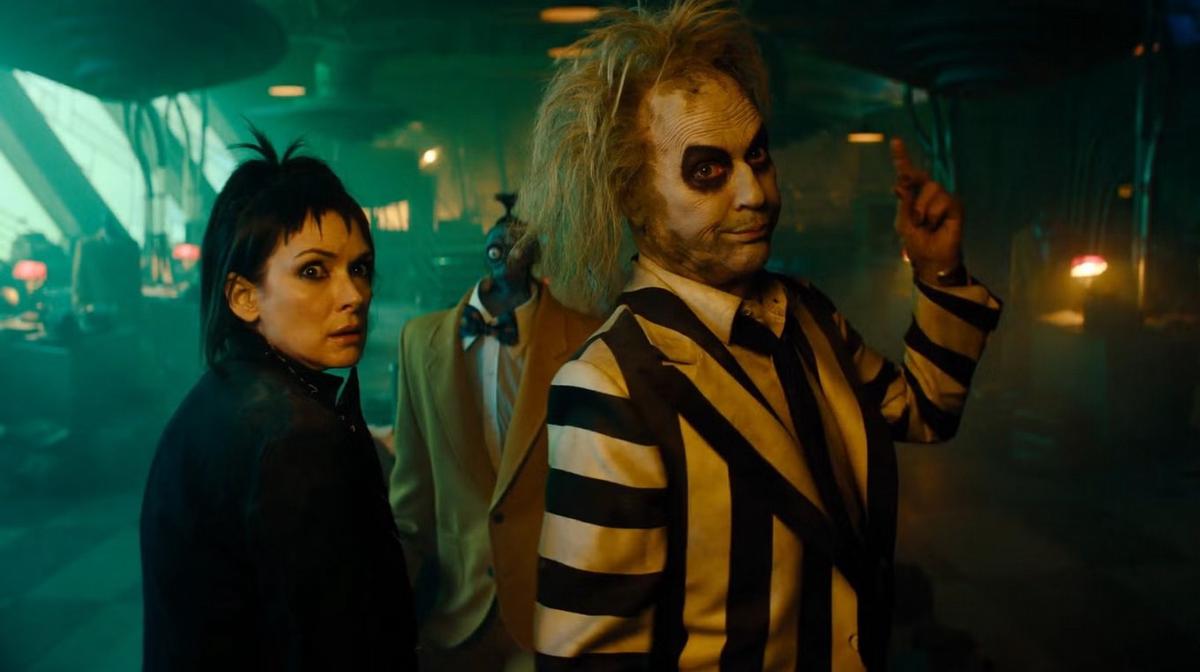 Tim Burton vuelve a su esencia en una «Beetlejuice» 2 que es puro disfrute