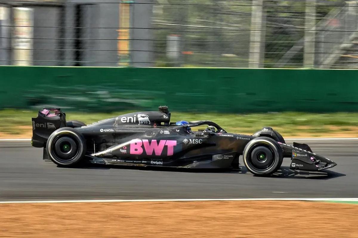 Se supo que Colapinto fue medio segundo más veloz que Aron, en Monza