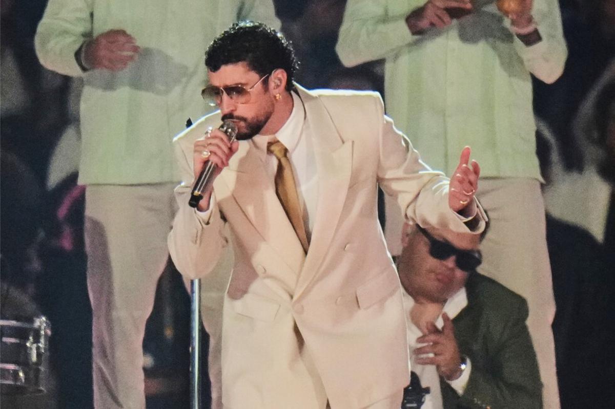 Los fans aprenden español para el show de medio tiempo de Bad Bunny en el Super Bowl