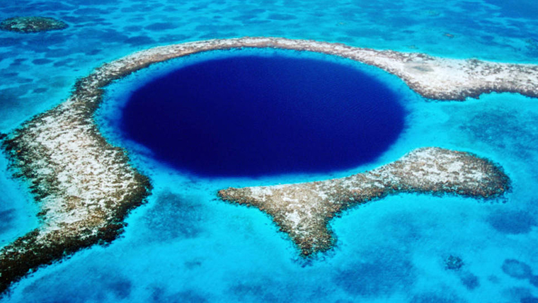 Increíbles descubrimientos en «el gran agujero azul» del Caribe
