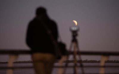 Del rock al trap: diez canciones sobre eclipses