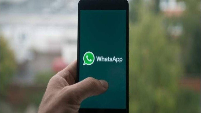 ¿Por qué la cámara de WhatsApp se ve con zoom y cómo solucionarlo?