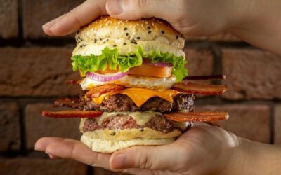 ¿Cuáles son los ingredientes menos pensados para una hamburguesa?