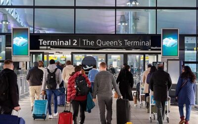 Casi 30 países dicen «adiós» al sello en el pasaporte: todo lo que hay que saber